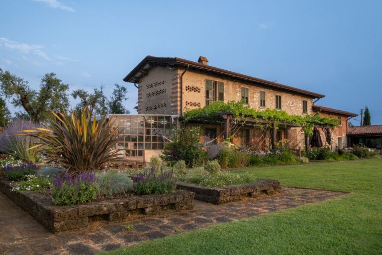 olimagio farmstay tuscany accommodations casale lo res