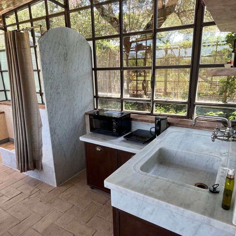 olimagio farmstay tuscany accommodations casale veranda cucina